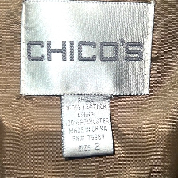 🍂Chico’s suede jacket size 2 Small but a M/L in Chico’s clothing. - Picture 5 of 7